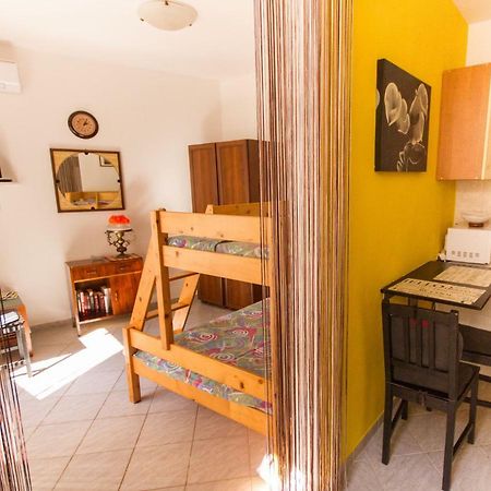 Apartman Punta Vilma Pula Exterior foto
